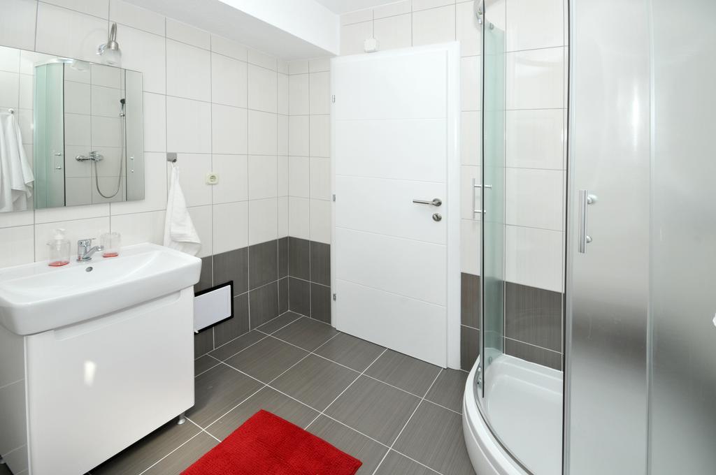 Apartmani Mijatovic Trogir Exteriör bild