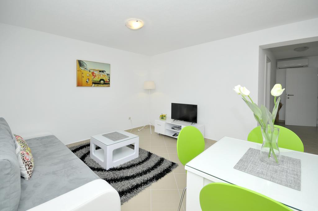 Apartmani Mijatovic Trogir Exteriör bild