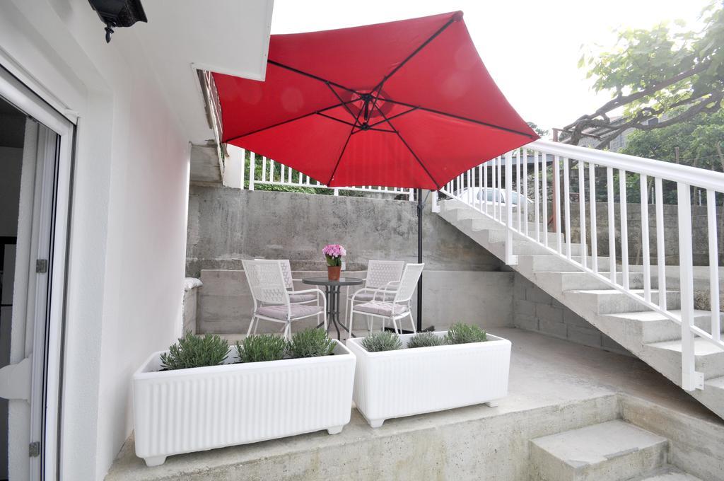 Apartmani Mijatovic Trogir Exteriör bild