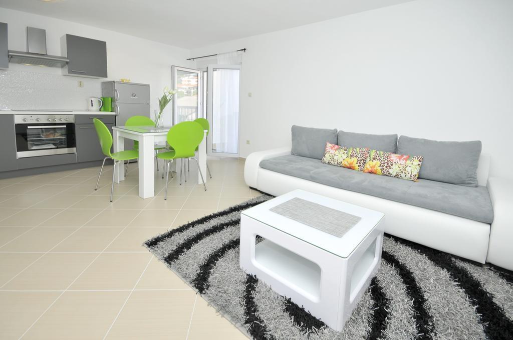 Apartmani Mijatovic Trogir Exteriör bild